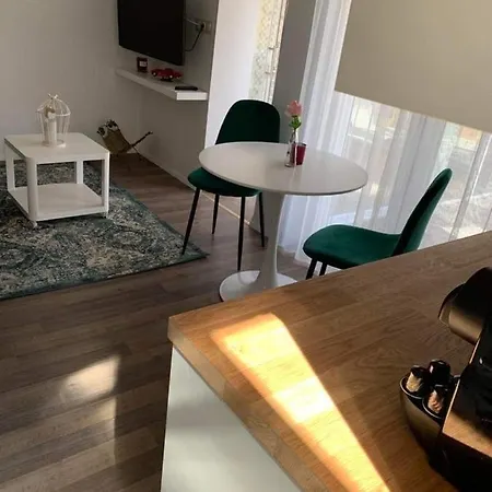 Aproka Relax Apartment Balatonlelle Exterior photo