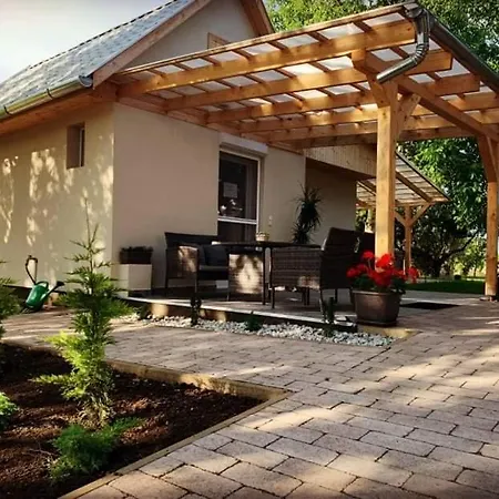 Aproka Relax Apartment Balatonlelle Exterior photo