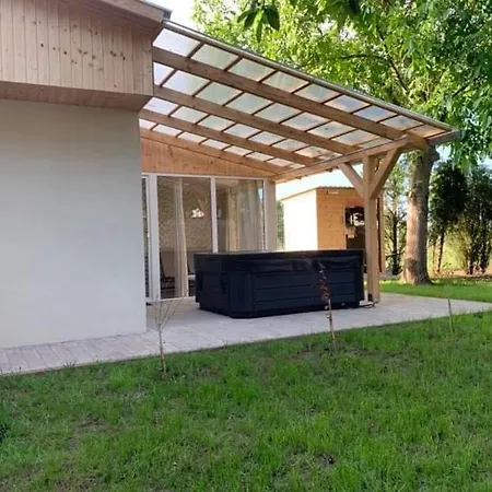 Aproka Relax Apartment Balatonlelle Exterior photo